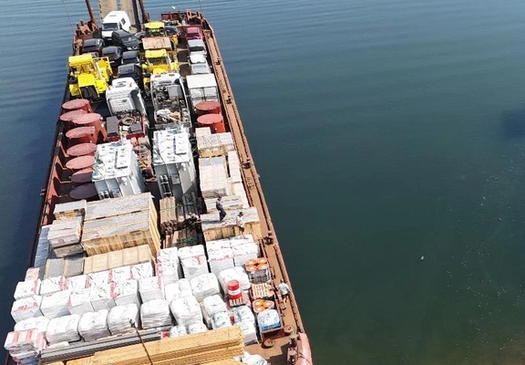 Перевозка тарно-штучных грузов по реке Енисей